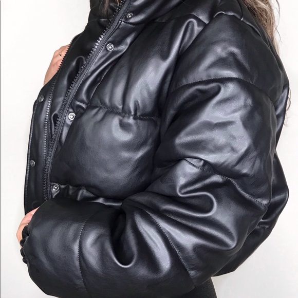 SHOP NOW AT SHOPELIAZA.COM💕 - Picture 4 of 16